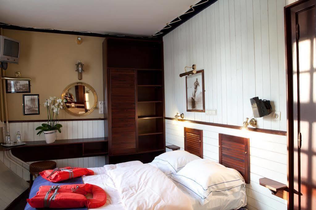 Boat Hotel De Barge Брюгге Екстер'єр фото